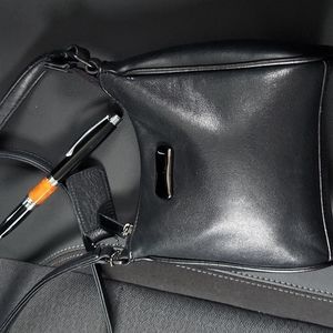 Jacqueline Ferrar small crossbody bag